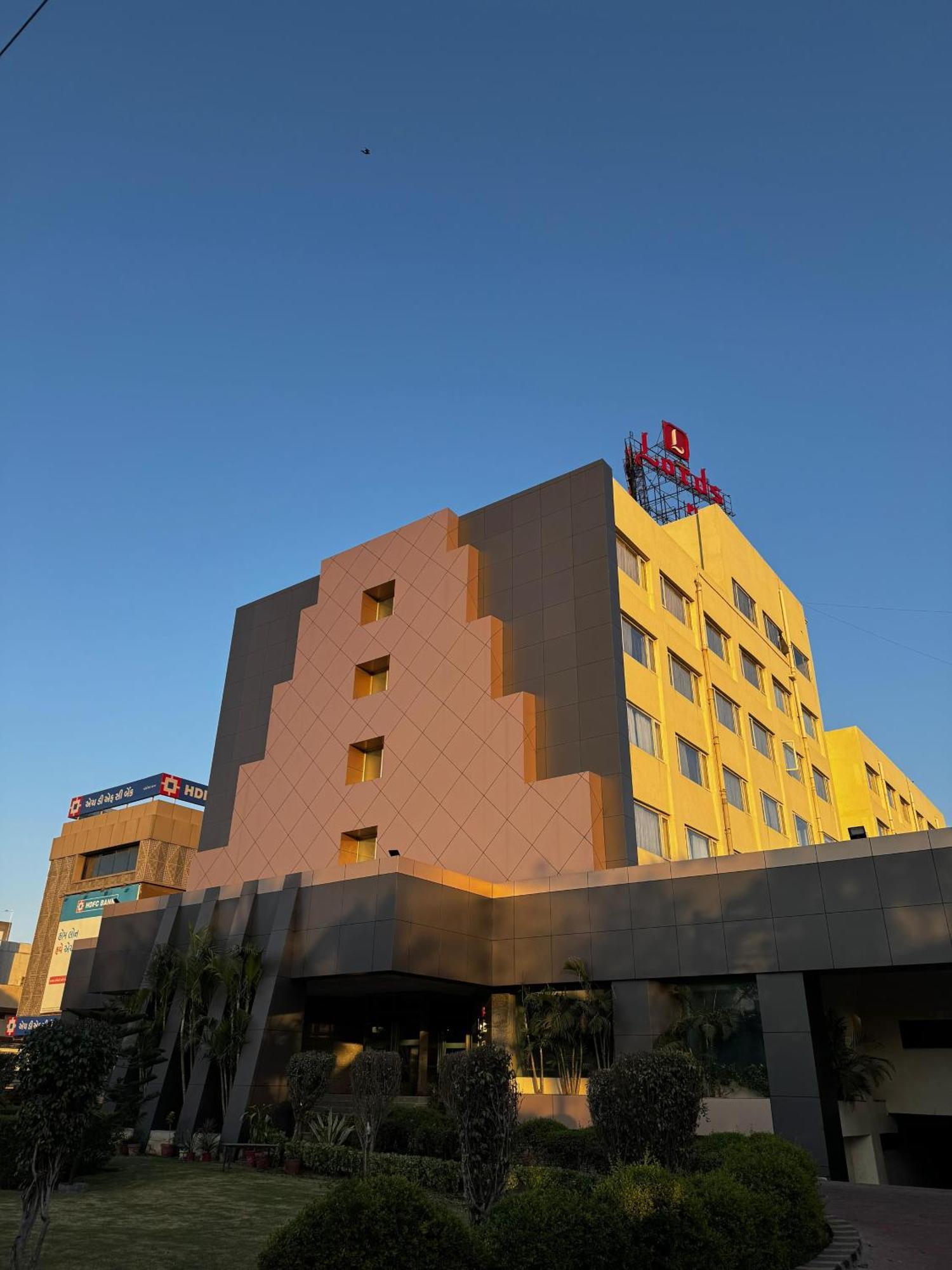 Lords Plaza Ankleshwar Hotel Exterior photo